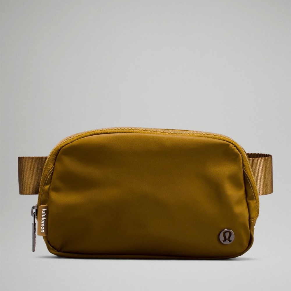 NWOT Lululemon Everywhere Belt Bag 1L, Burnt Caramel